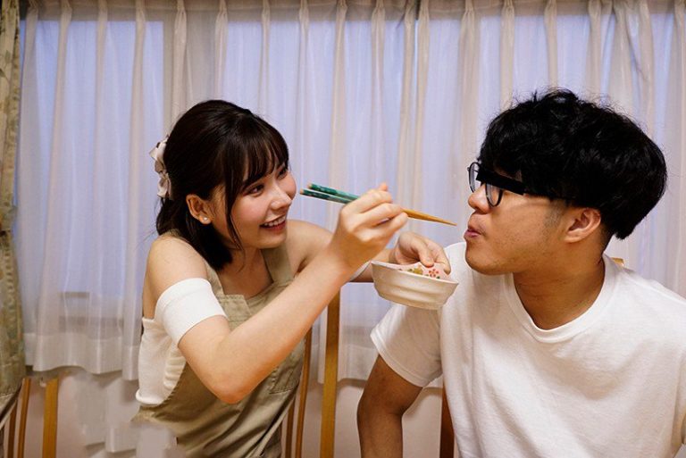 Một ngày tuyệt vời cùng thần tượng Eimi Fukada
