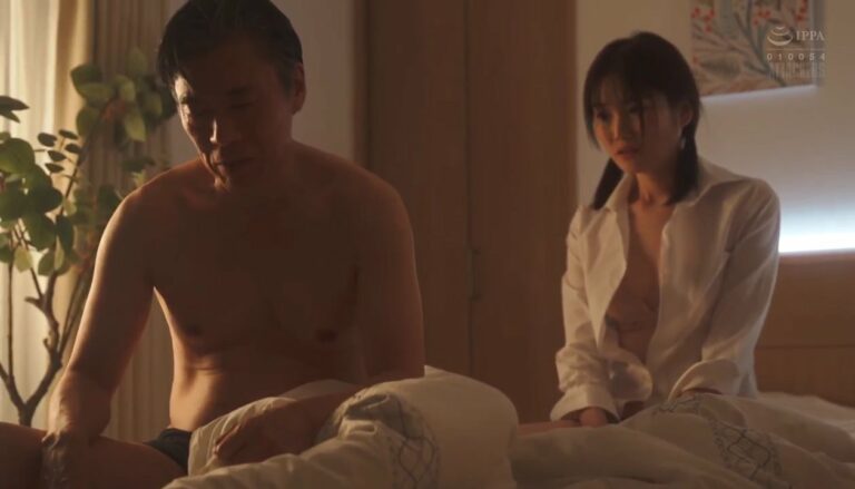 Mối tình dâm loạn của thầy giáo già và cô học trò cũ sau nhiều năm gặp lại
