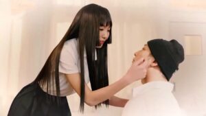 Giấc mơ sung sướng của cậu học trò khi được cô bạn học khoa khôi thỏa mãn