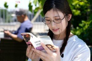 Bất ngờ cô bạn học ngây ther của tôi là một con đĩ trên giường